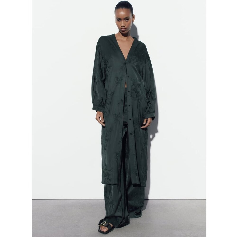 NWOT Zara embroidered satin effect kimono duster, XS-S